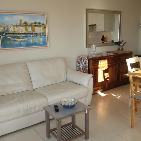 Les Aigues Marines-1 By Interhome 公寓 *