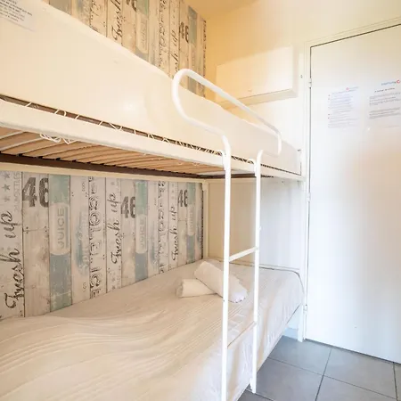 公寓 Les Aigues Marines-1 By Interhome